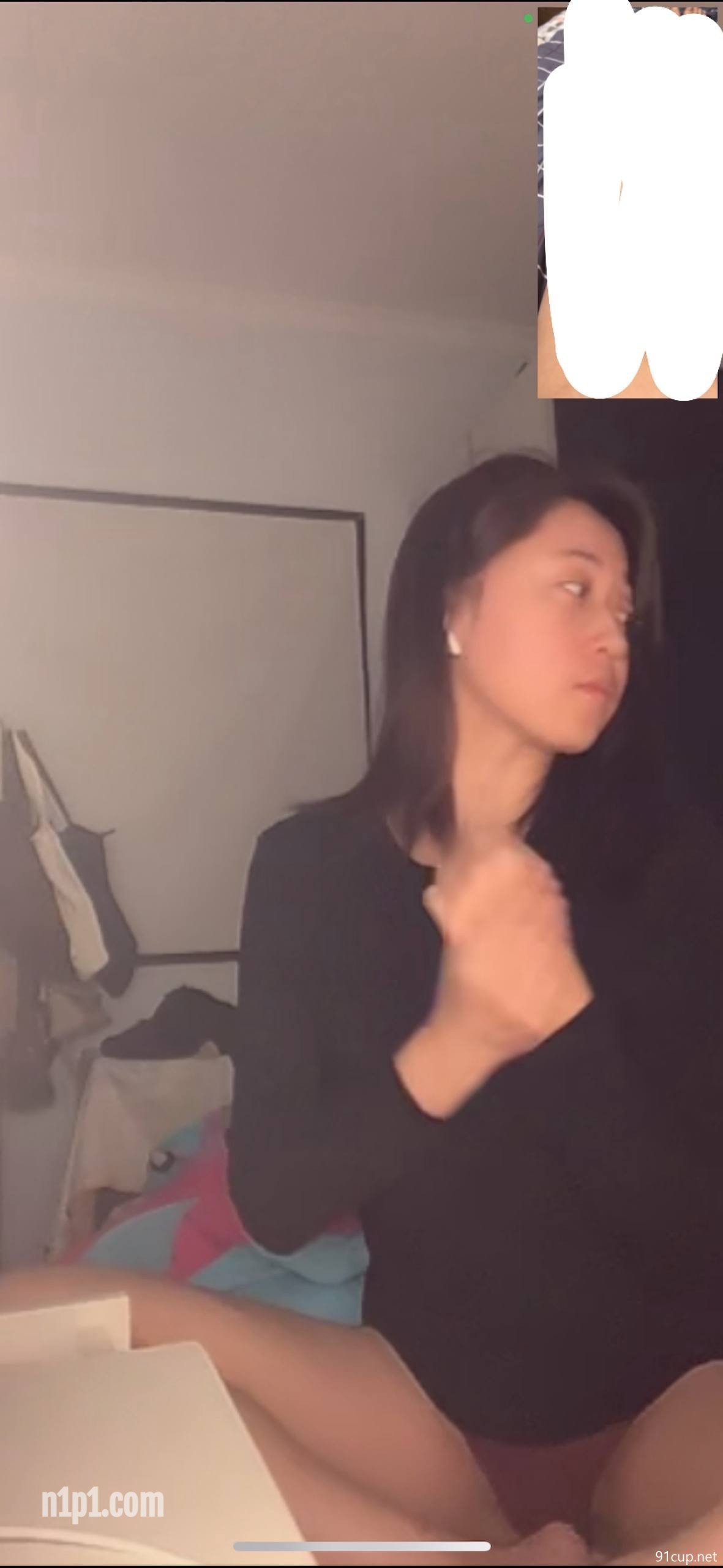 (3)