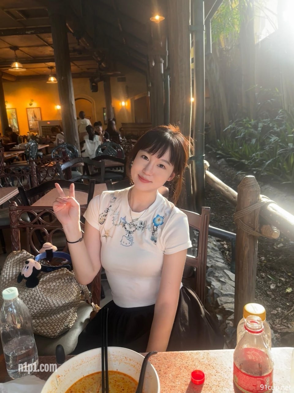 贵州黔西南露脸人妻，小少妇漂亮身材好，谁能想到私下如此反差，说要找别人操她，她说可以 [14P+1V/287MB]