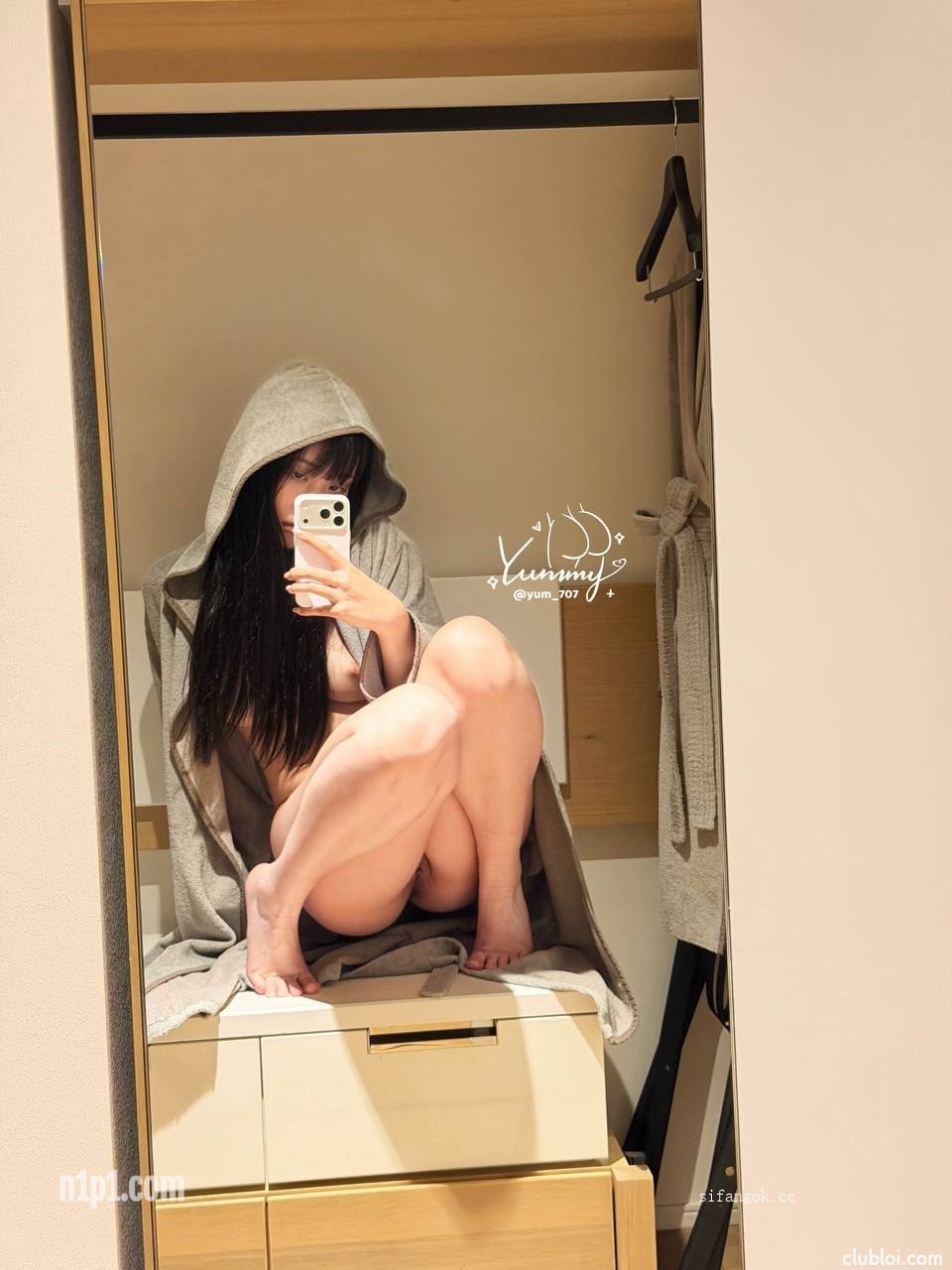 艺校活泼露脸美女【玉米yum_707】最新05月VIP裸舞福利二，床上等你Bong！[7P+3V/198MB]
